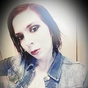 Meet your Posher, Felicia